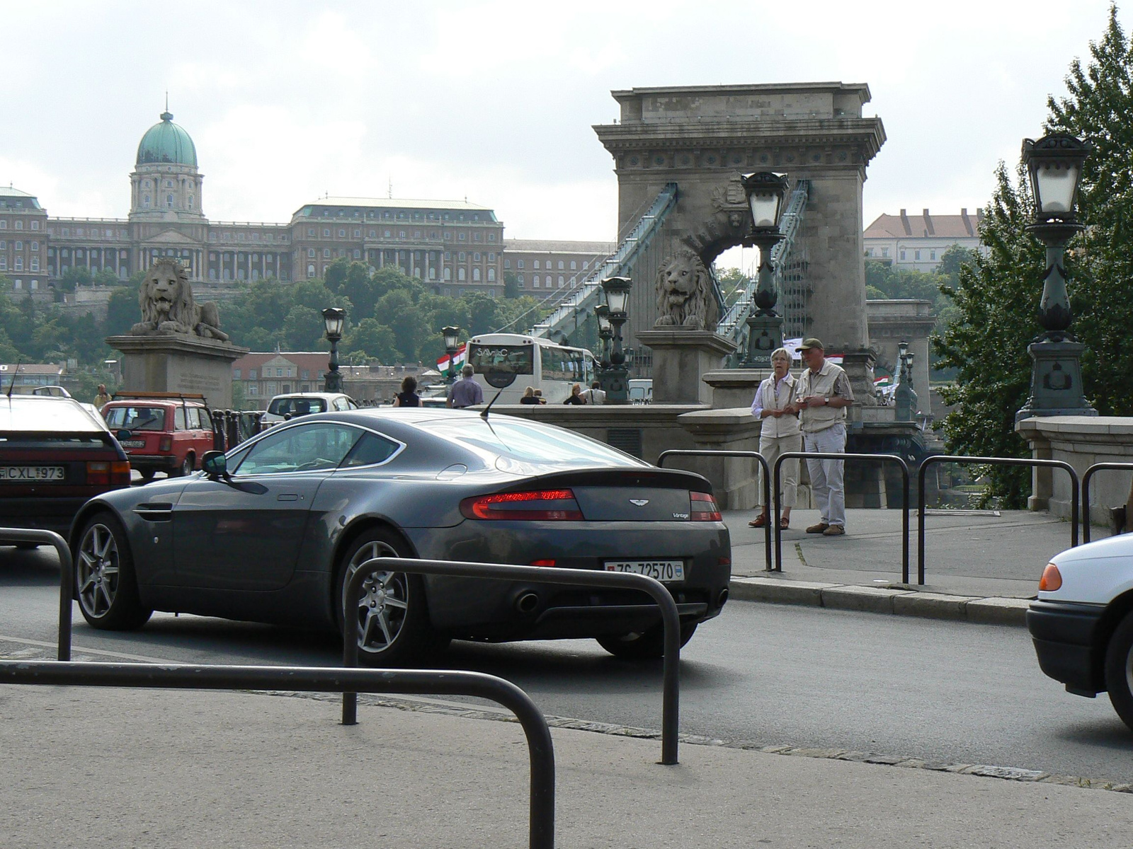 Aston Martin Vantage 033