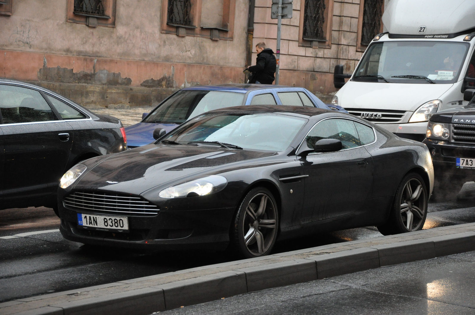 Aston Martin DB9