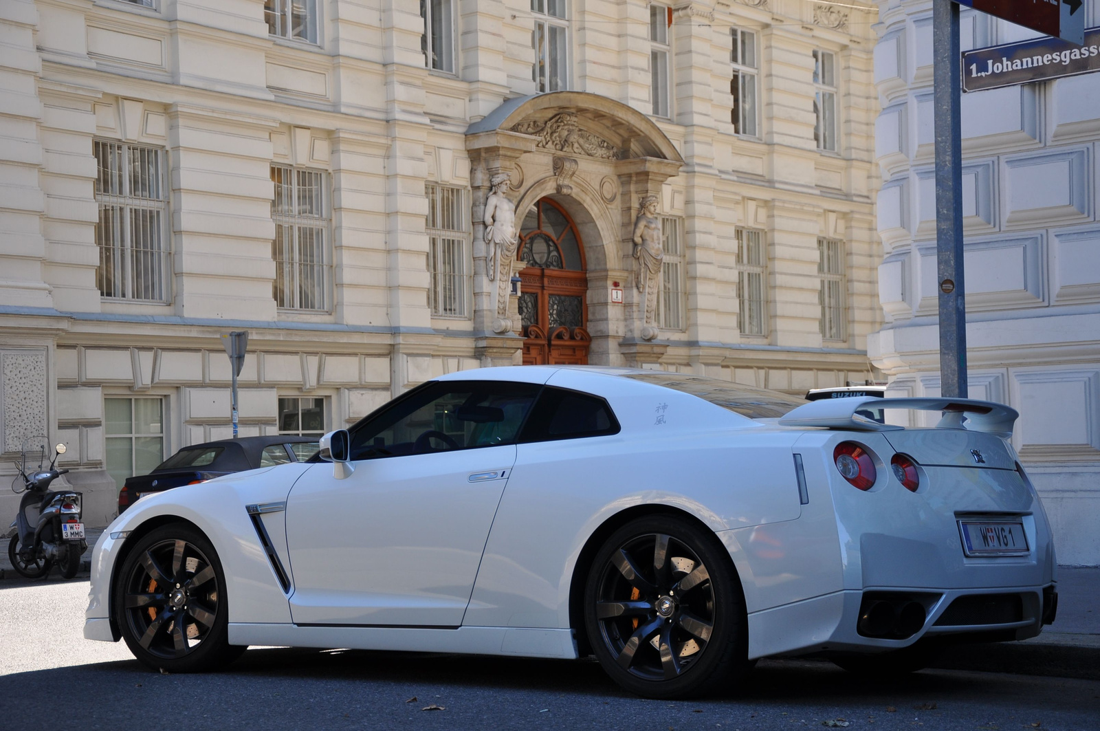 Nissan GTR