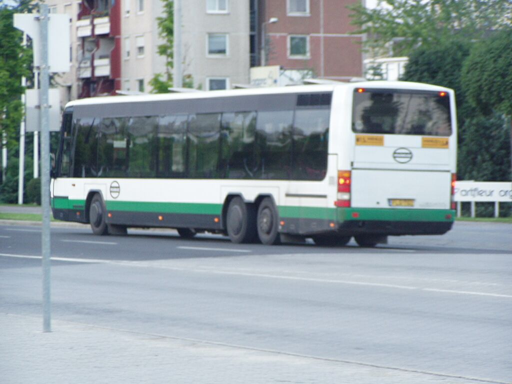 neoplan-volánbusz-050723-06