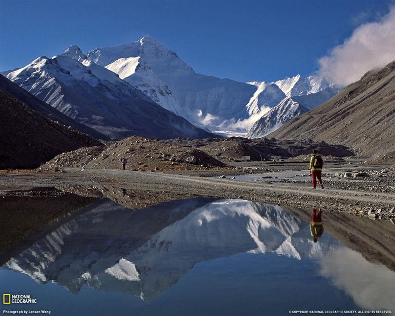 mountain-reflection-tibet-xl (Medium)