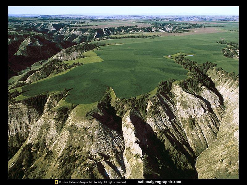 badlands-grain-fields-518309-sw (Medium)