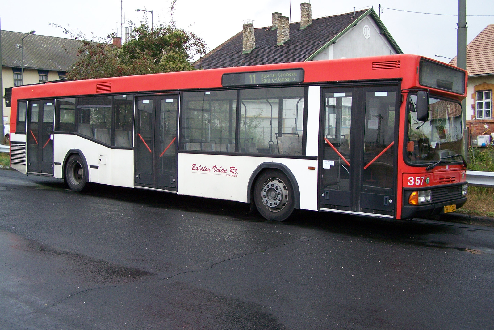 Neoplan N4021-HHF-249