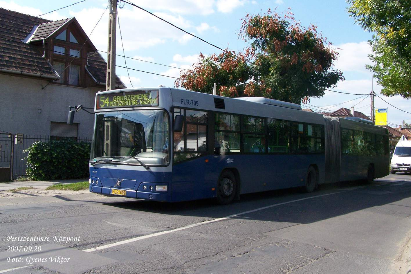 Busz FLR-709