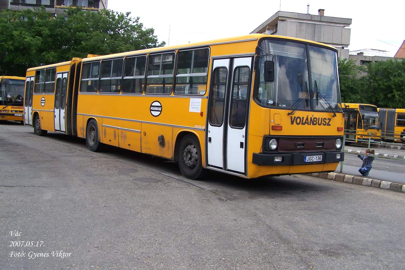 Ikarus 280-JGC-136