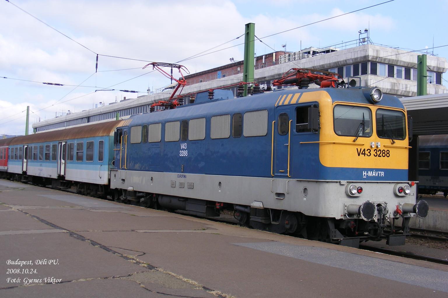 V43-3288