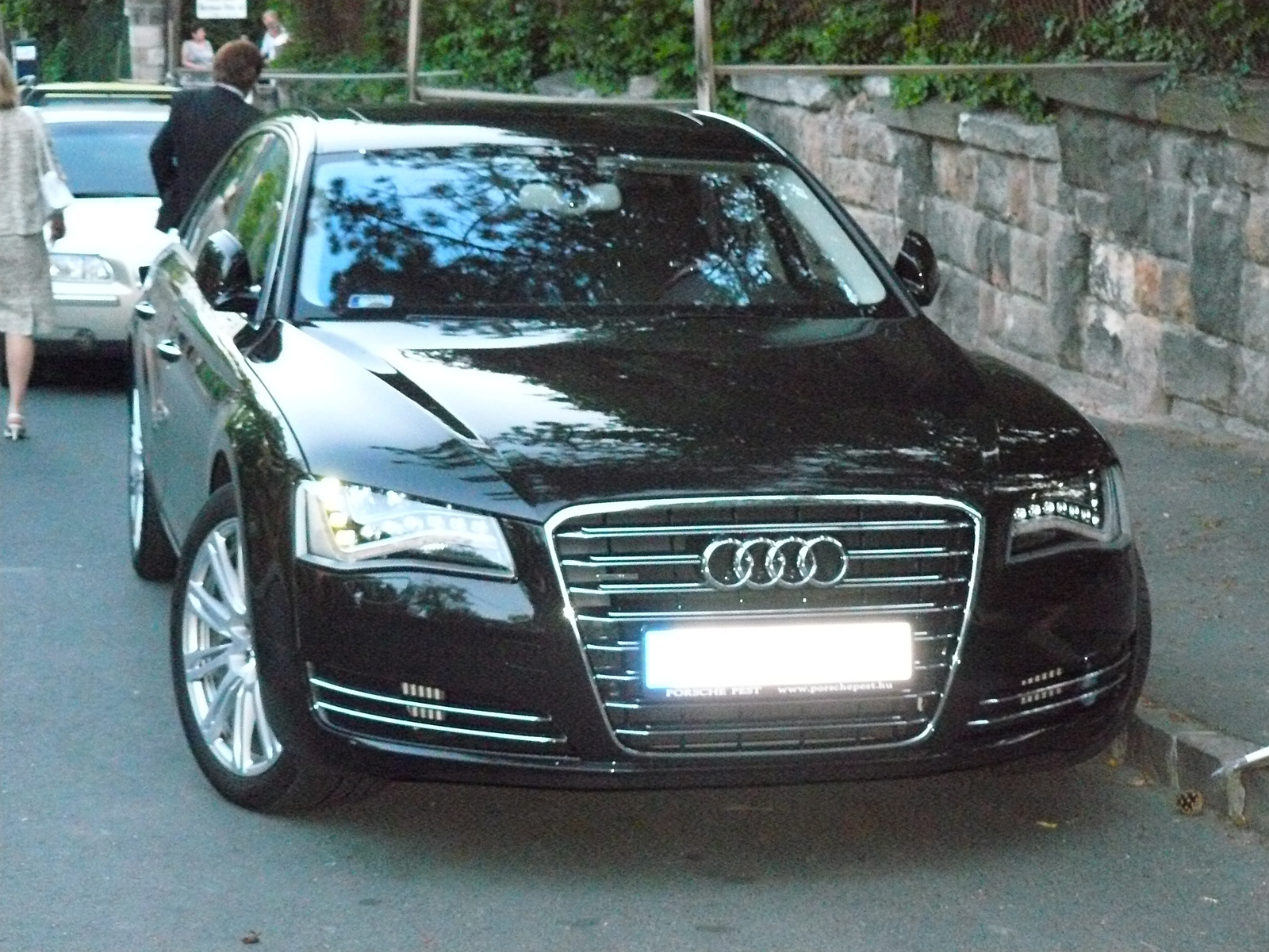 Audi A8 L