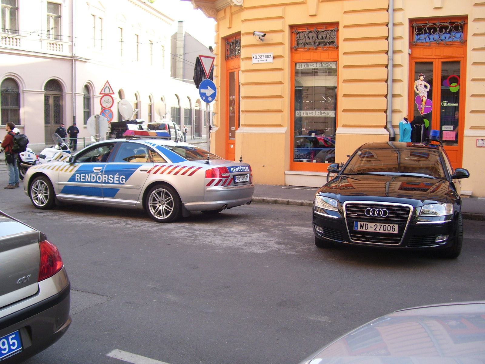 Audi A8 combo