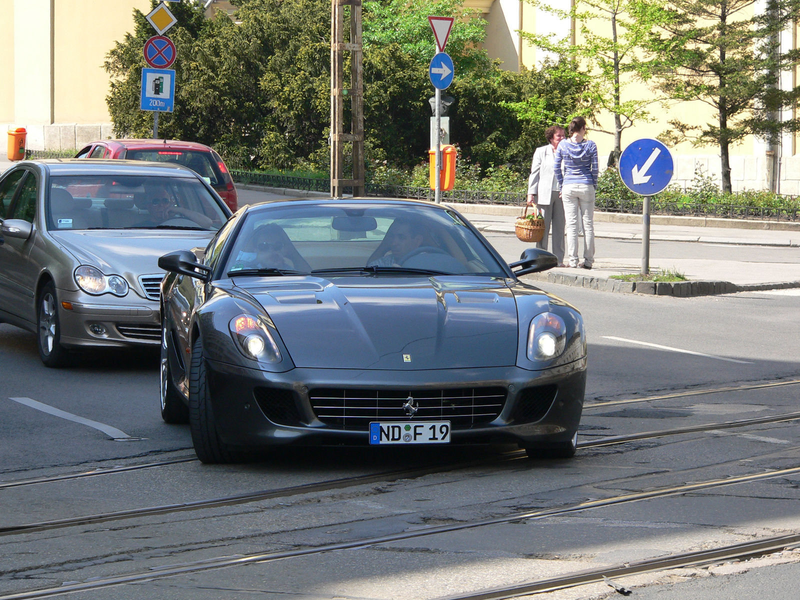 Ferrari 599